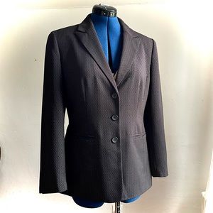 Vintage Anne Klein Brazer in Navy and White